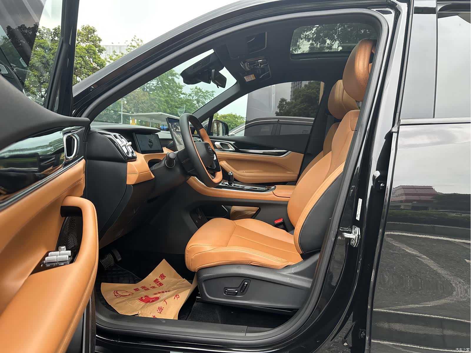 Geely Boyue, 2025 8