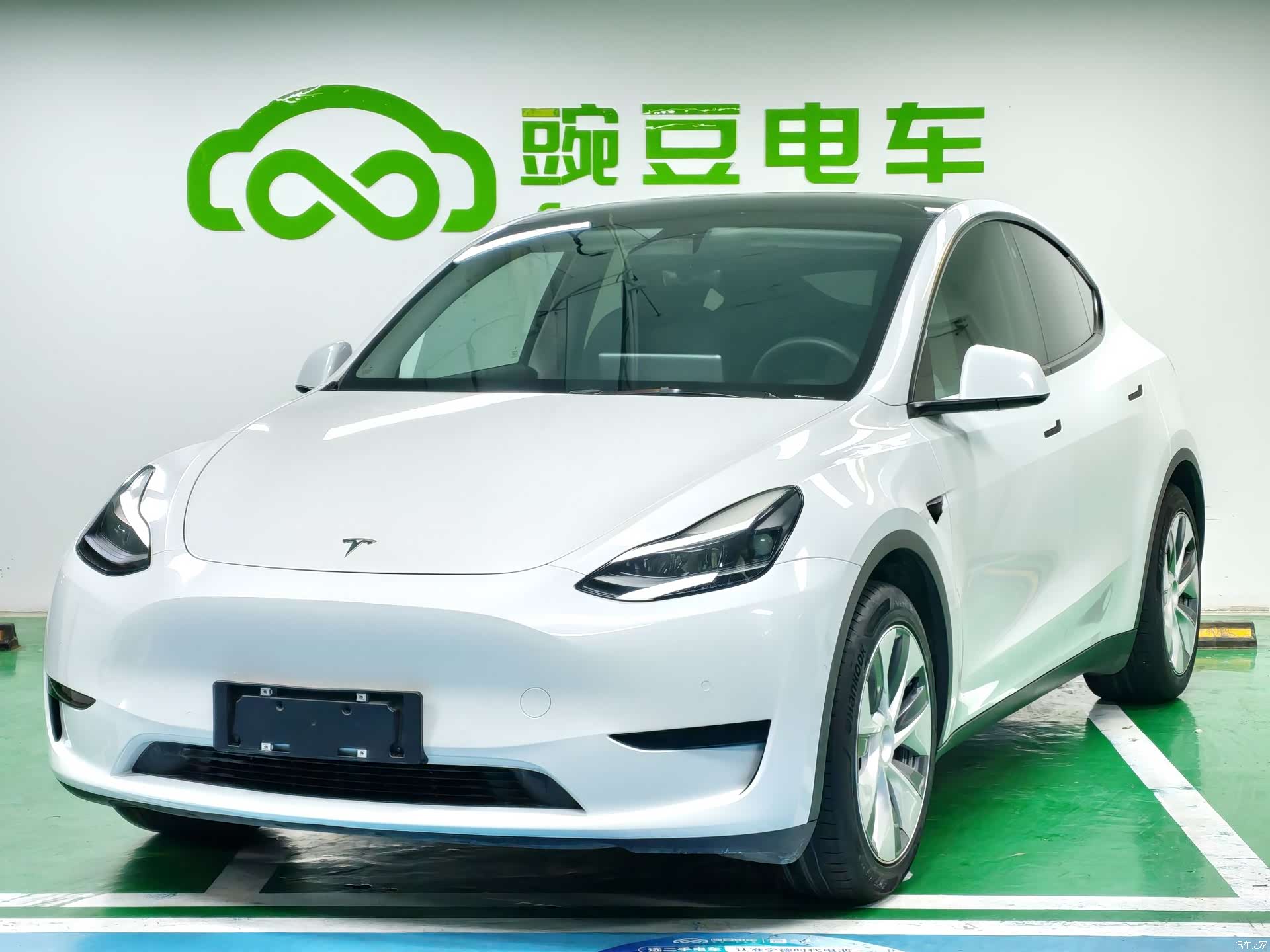Tesla Model Y, 2022 1