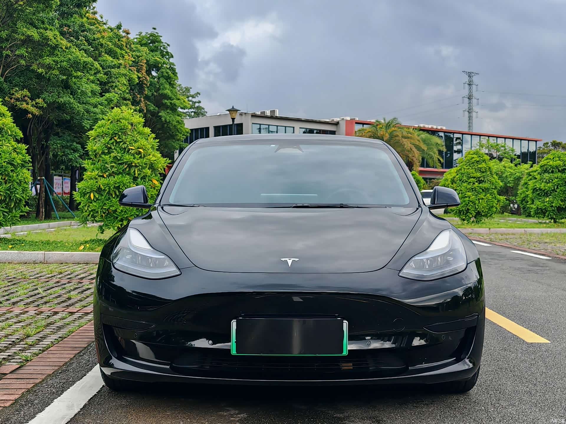 Tesla Model 3, 2023 2