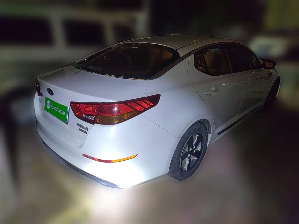 Kia K5 Kia K5