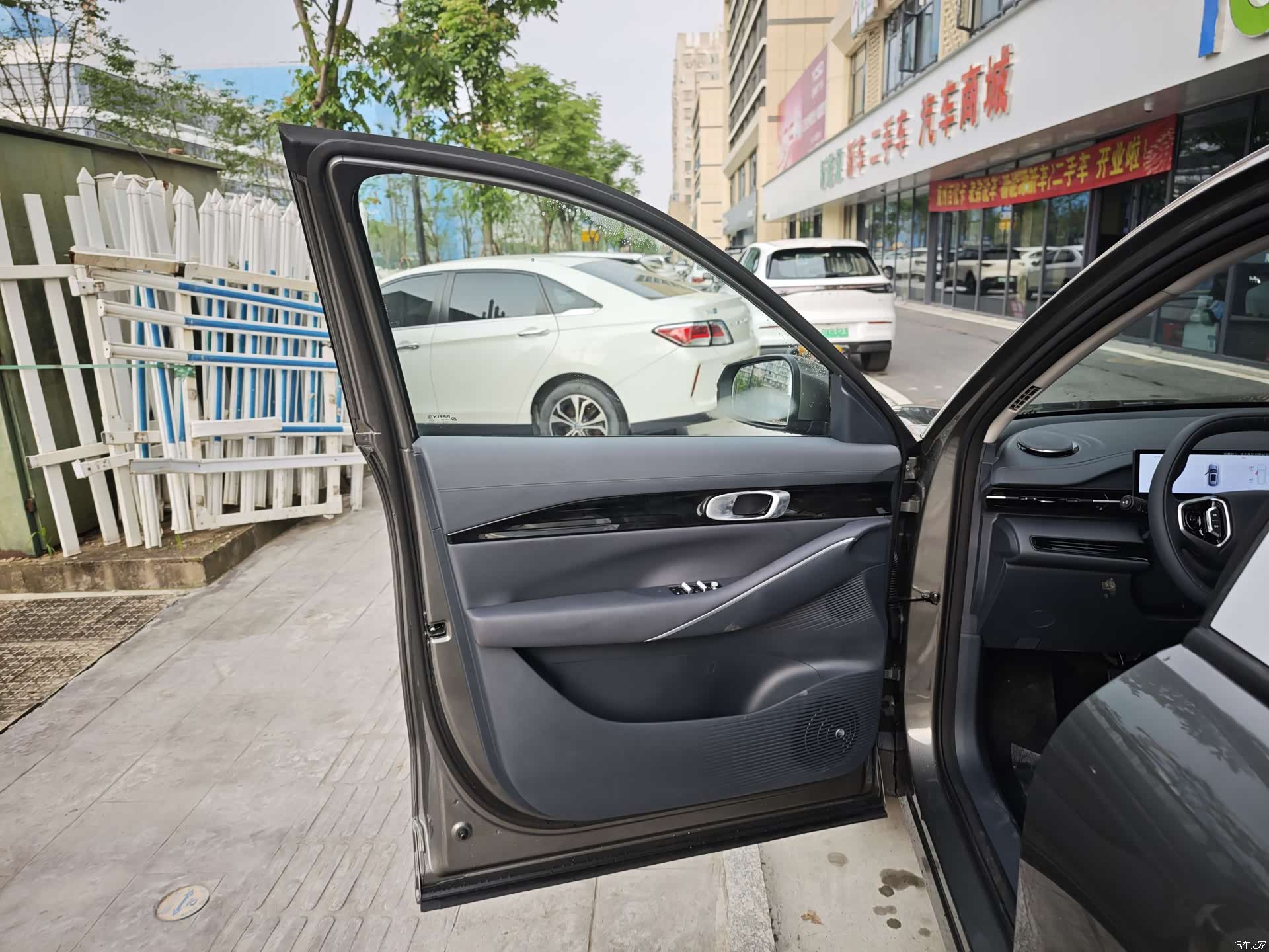 Geely Galaxy E5, 2026 13
