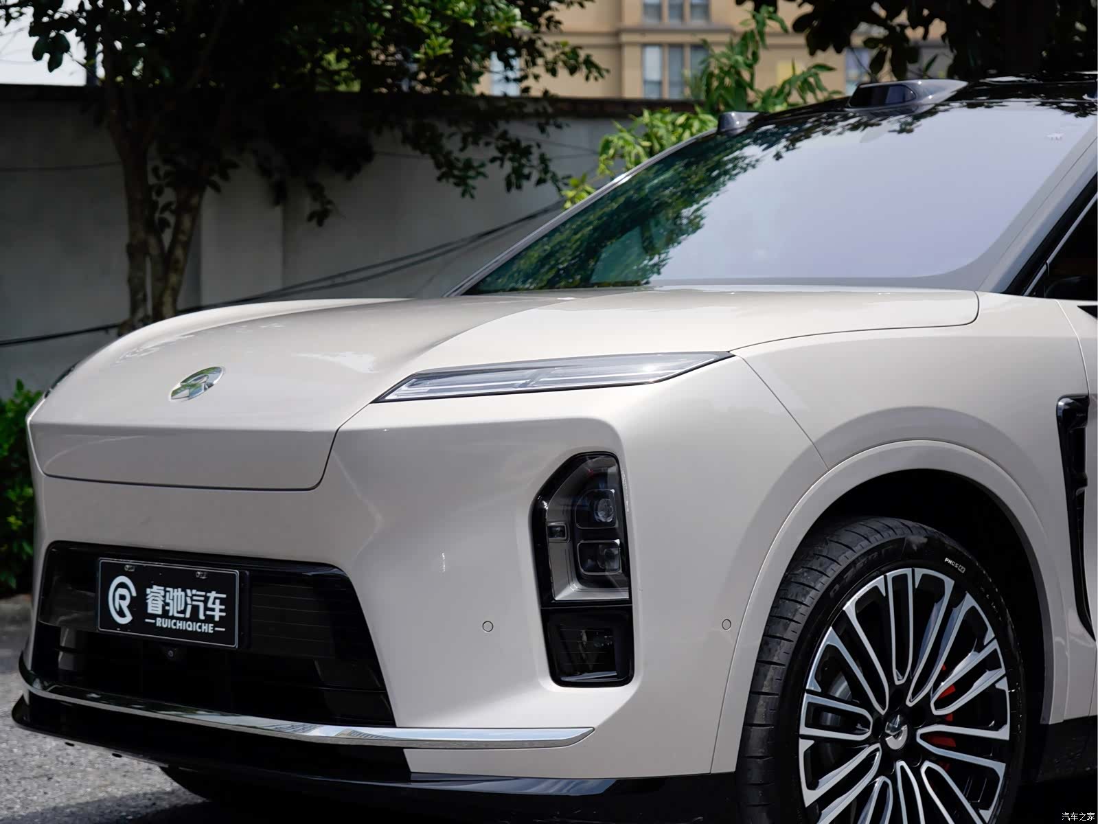 NIO ES8, 2025 8