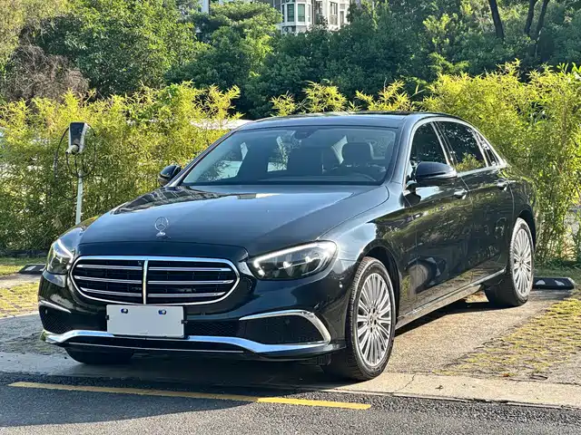 Mercedes-Benz E-Class 2022 — купить из Китая под заказ