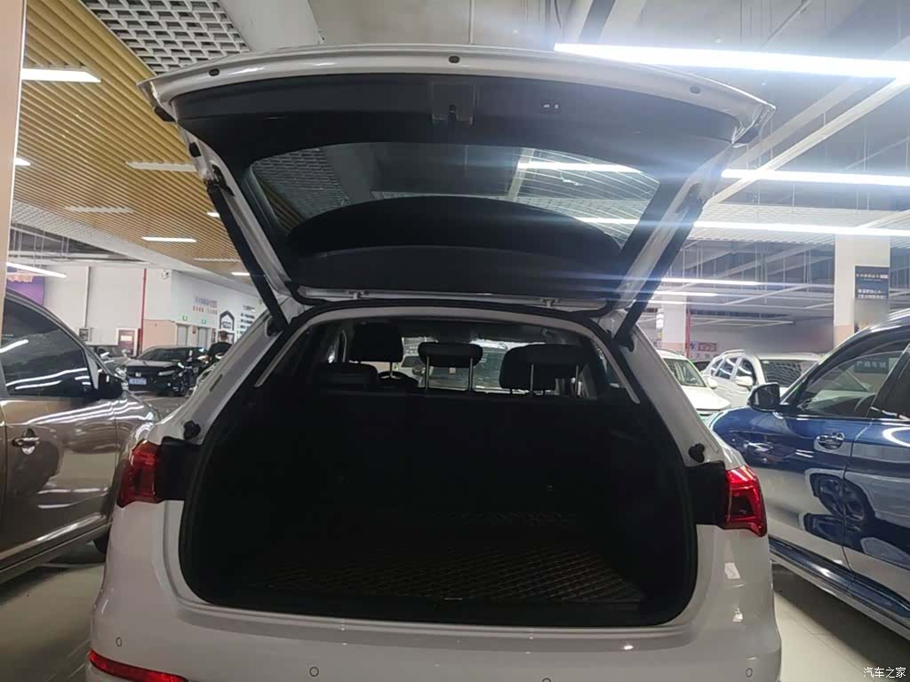 Audi Q3, 2021 19