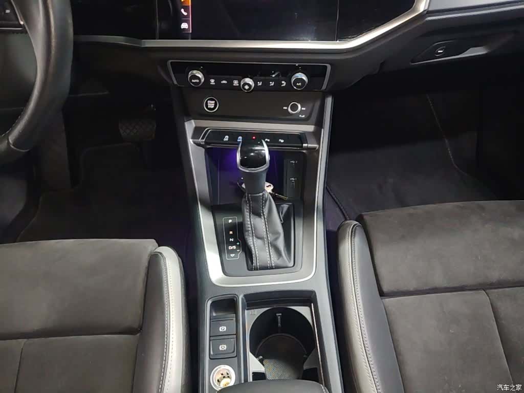 Audi Q3, 2021 14