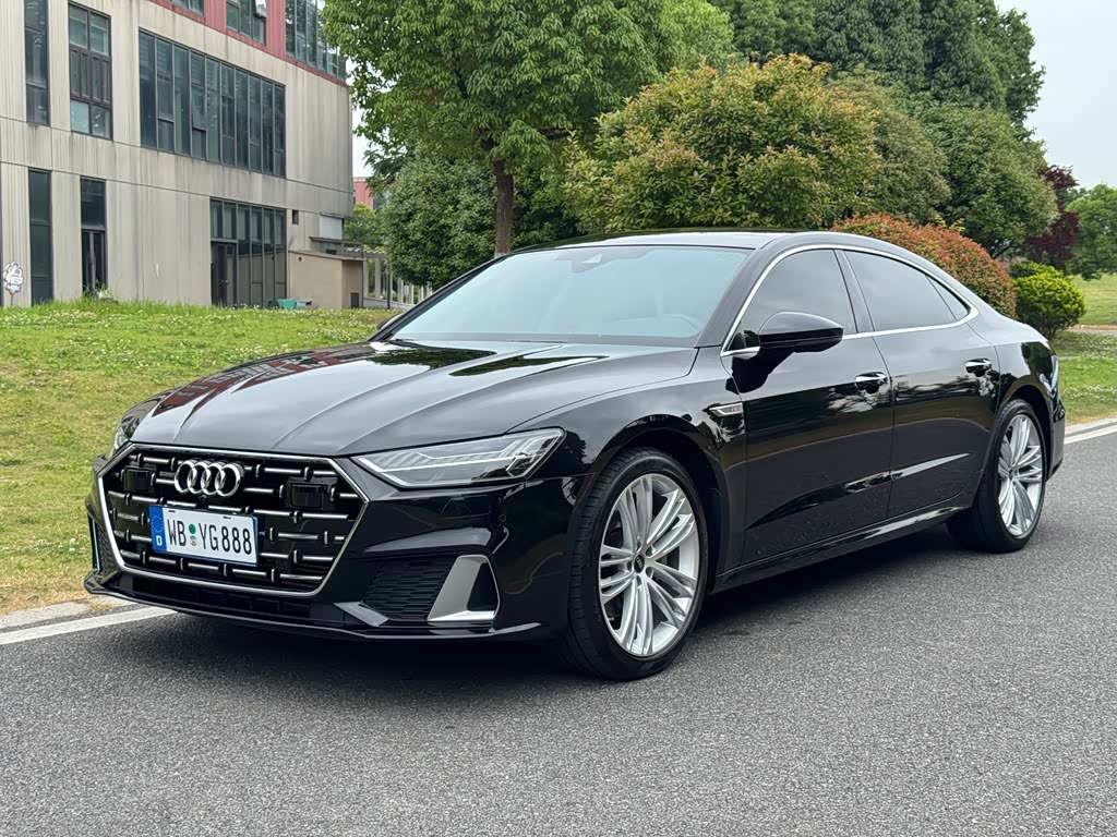 Audi A7L