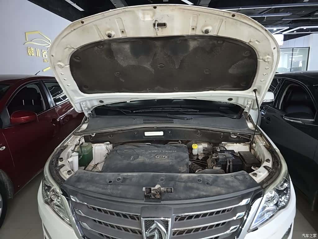 Wuling 560, 2017 20