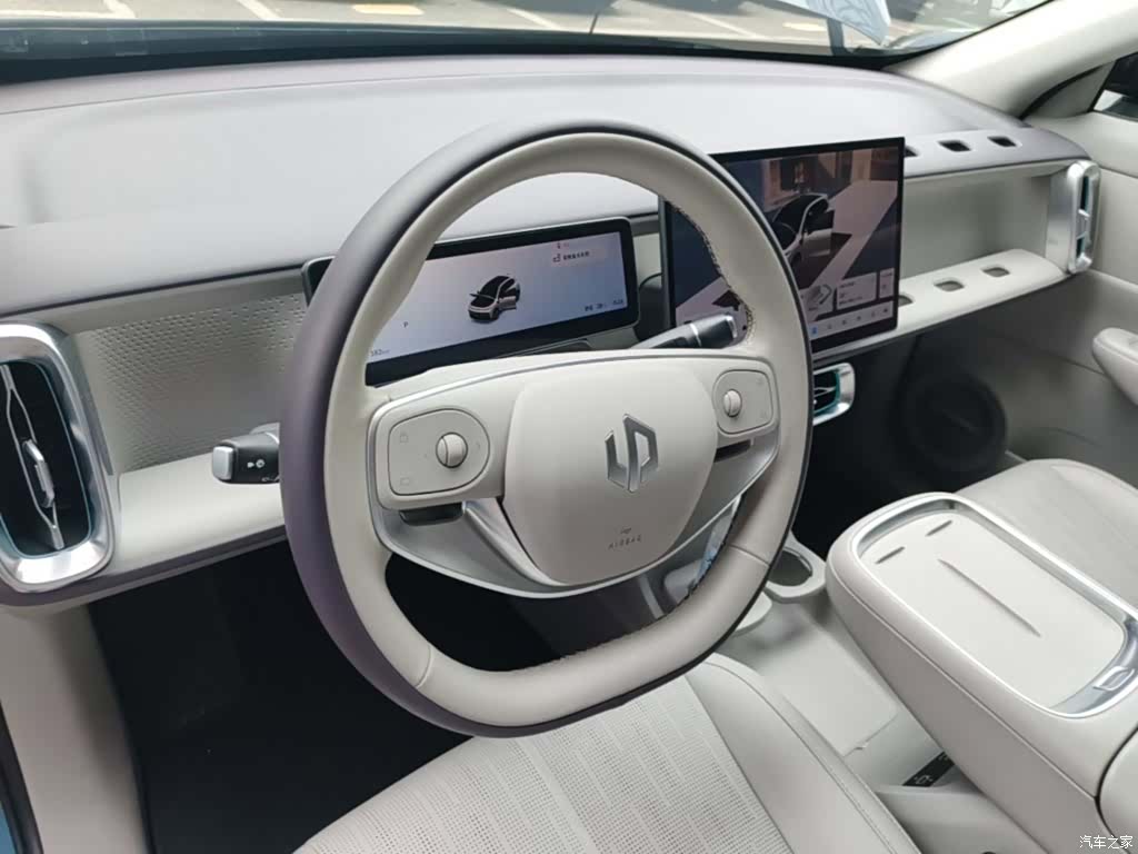 Leapmotor B10, 2025 11