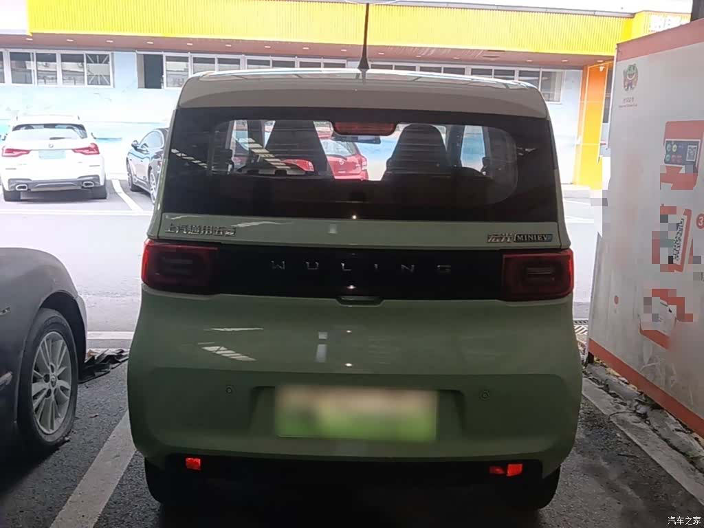Wuling MINIEV, 2022 6