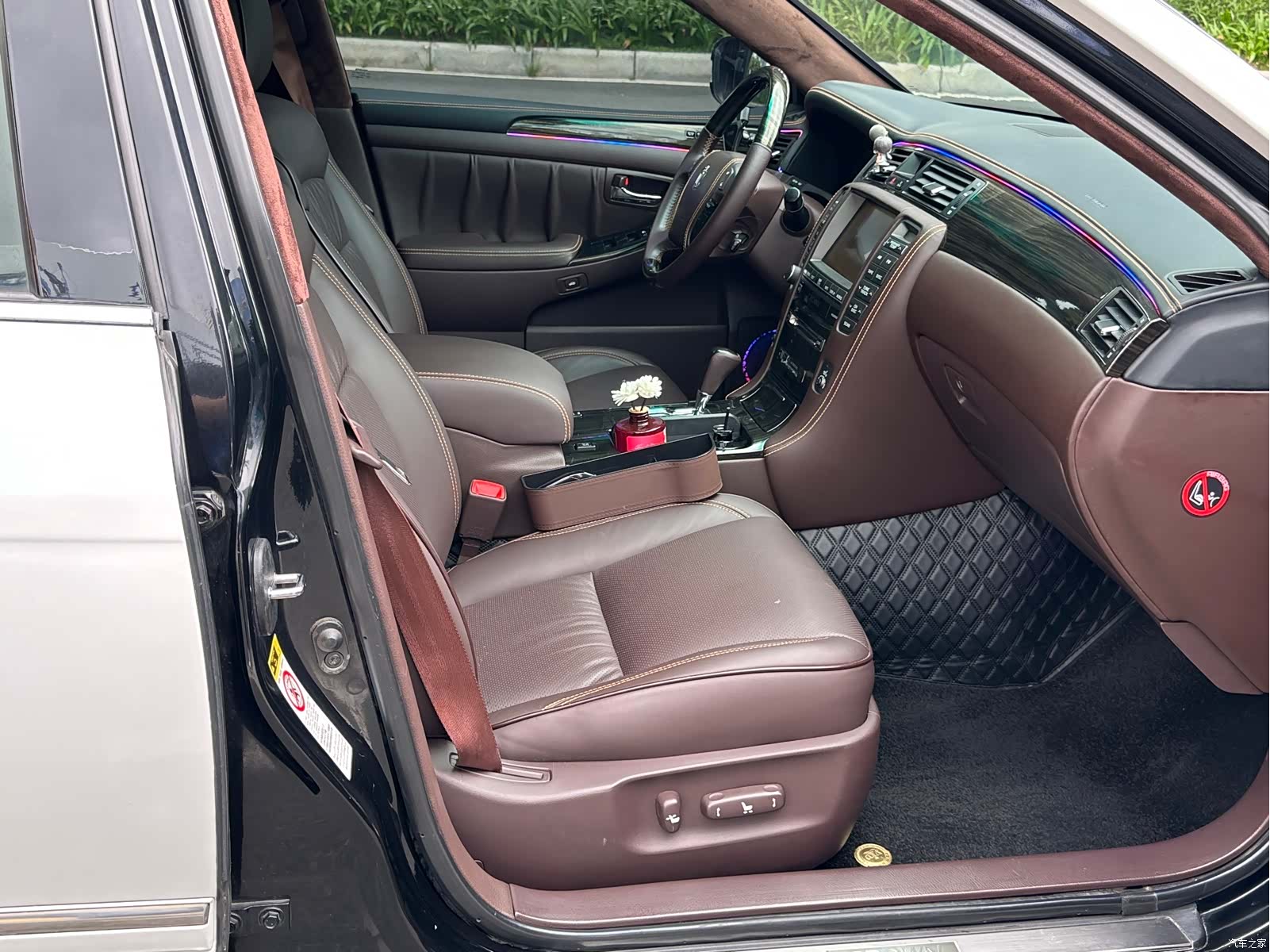 Toyota Crown, 2008 9