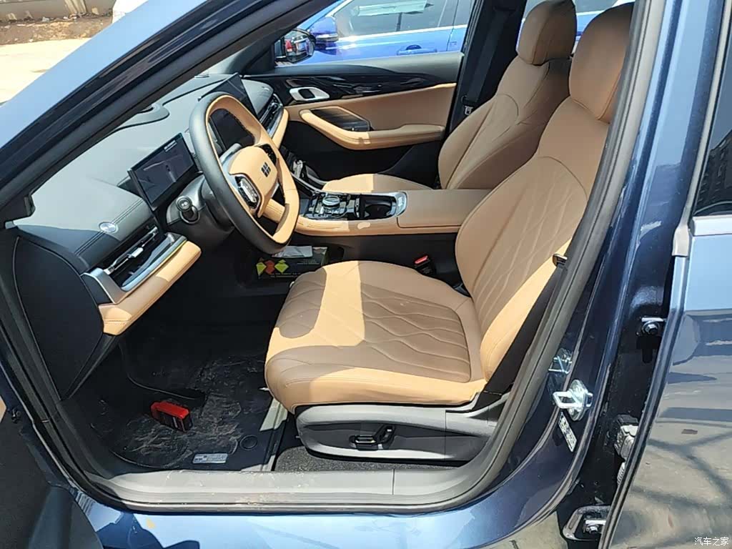 Geely A7, 2025 11