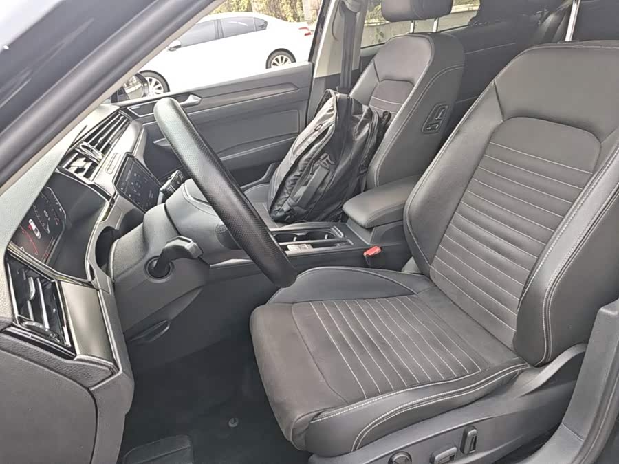 Volkswagen Magotan 2022, фото 14