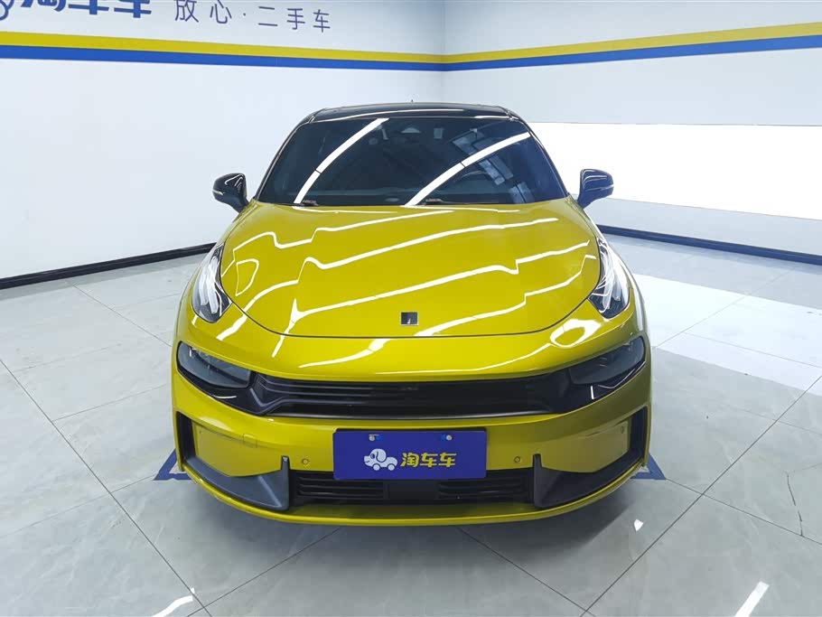 Lynk & Co 03 Lynk & Co 03