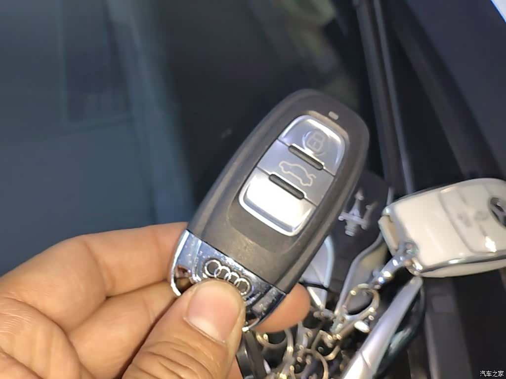 Audi A4L, 2019 9