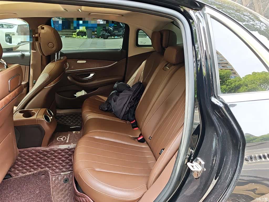 Mercedes-Benz E-Class, 2019 15