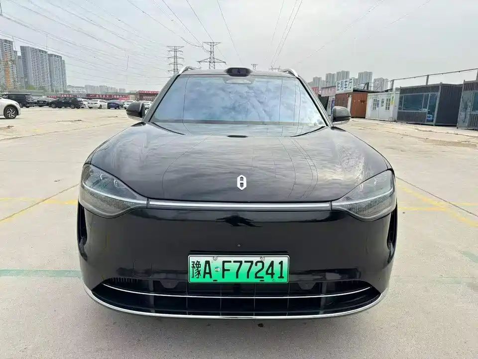 AITO Ask the world M9