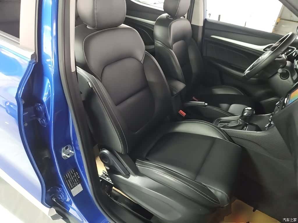 MG ZS, 2018 25