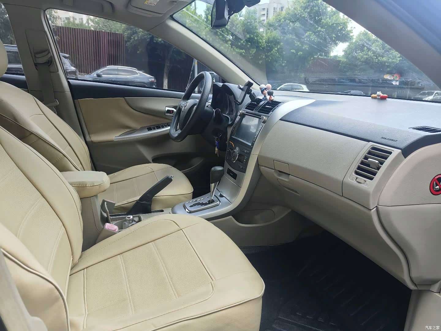 Toyota Corolla, 2011 11