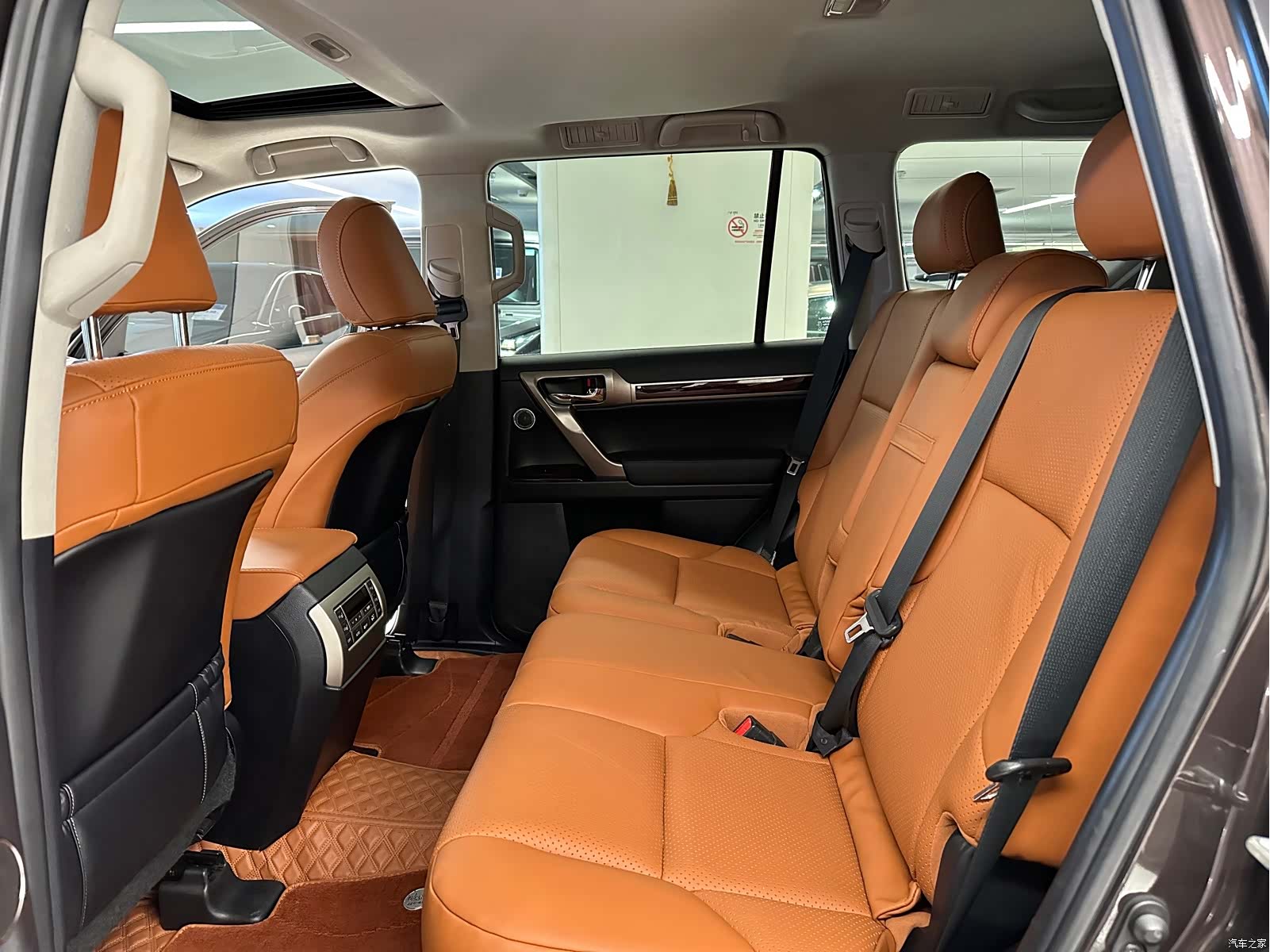 Lexus GX, 2014 14