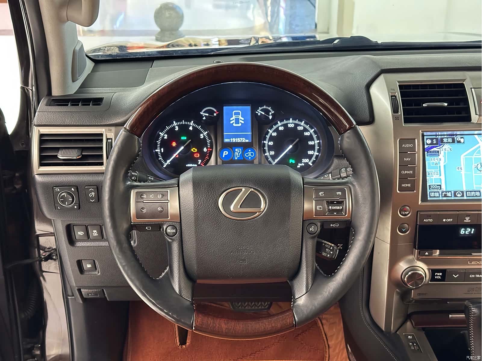 Lexus GX, 2014 18