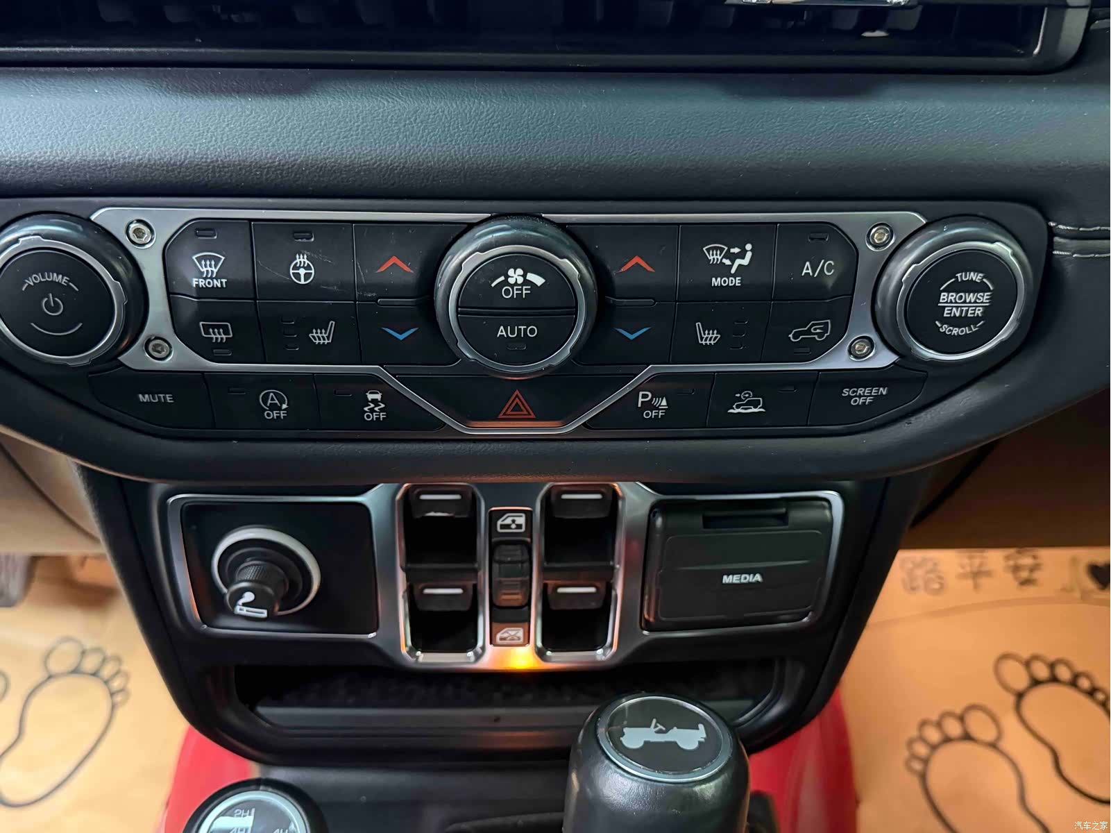 Jeep Wrangler, 2024 10