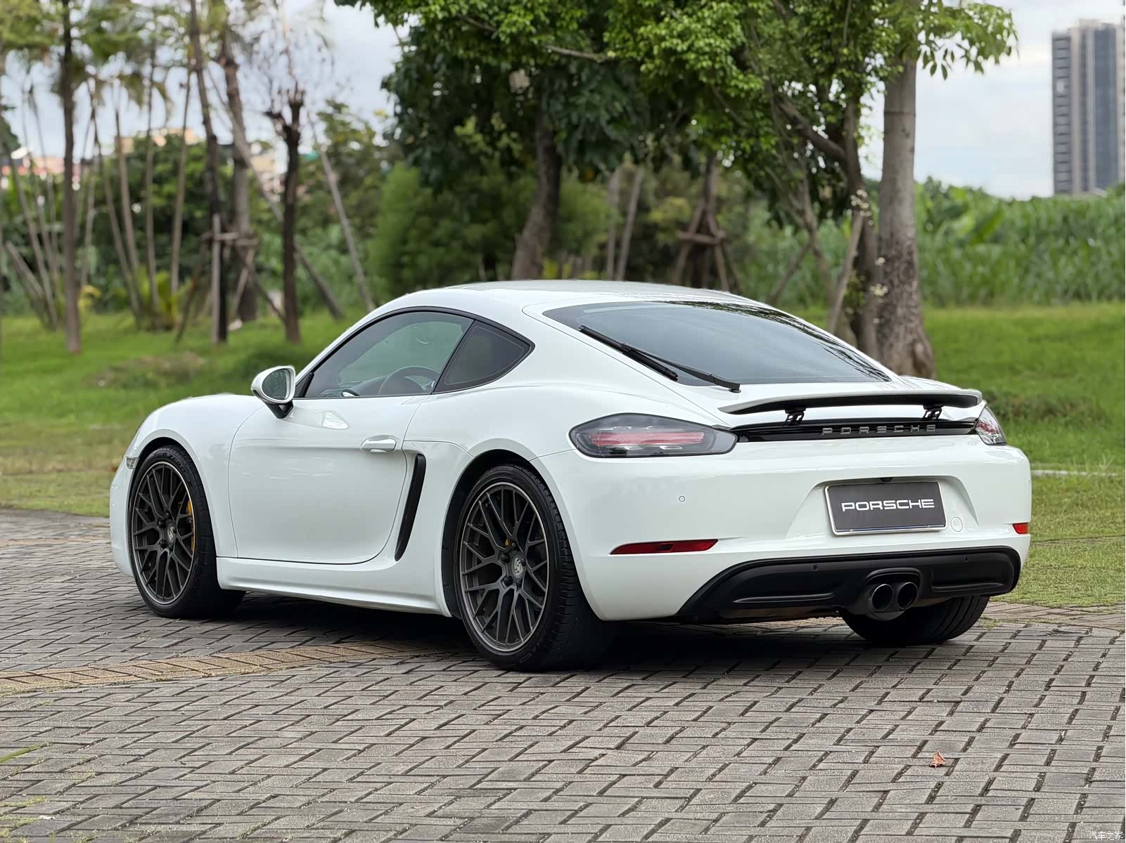 Porsche Cayman, 2018 6