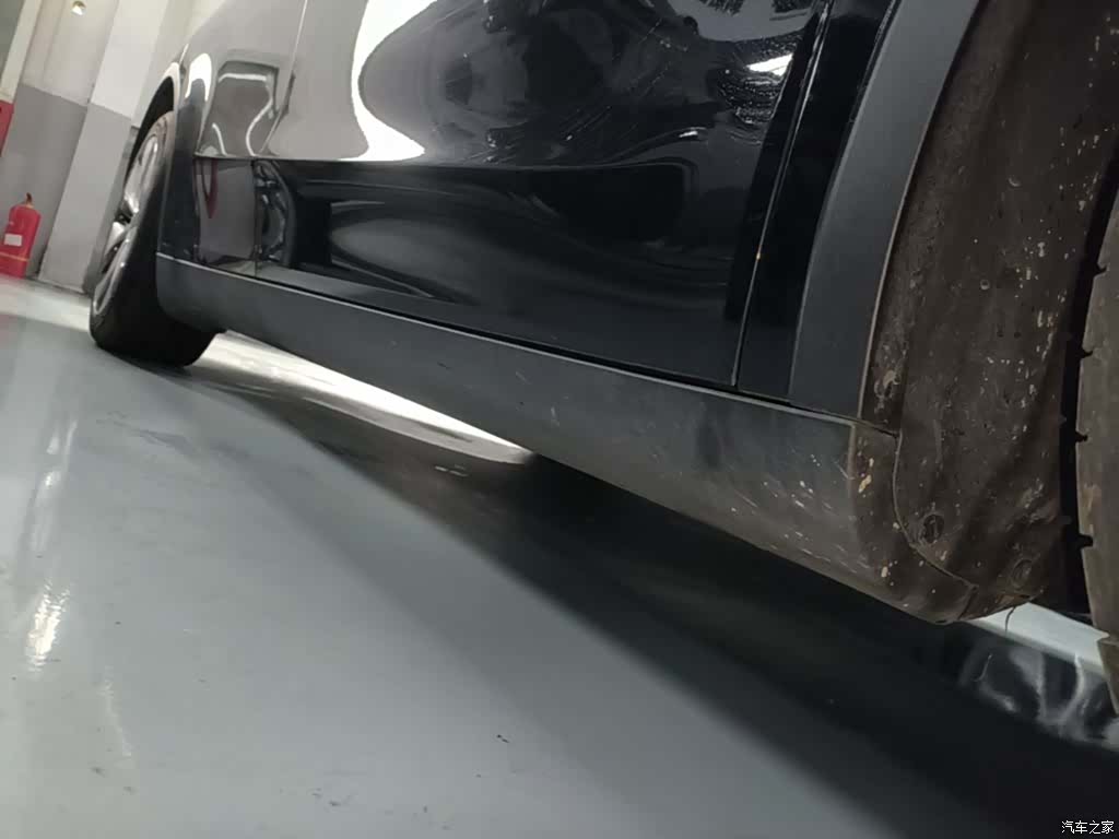 Tesla Model Y, 2022 19