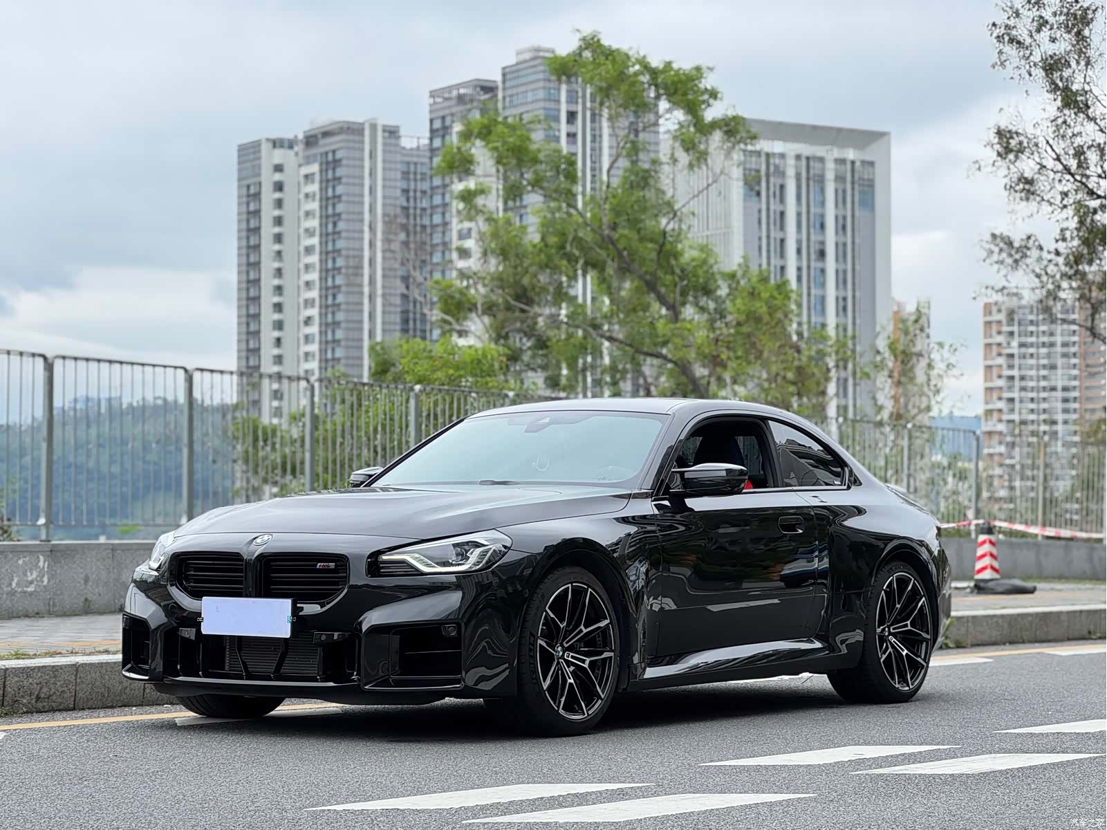 BMW M2, 2025 1