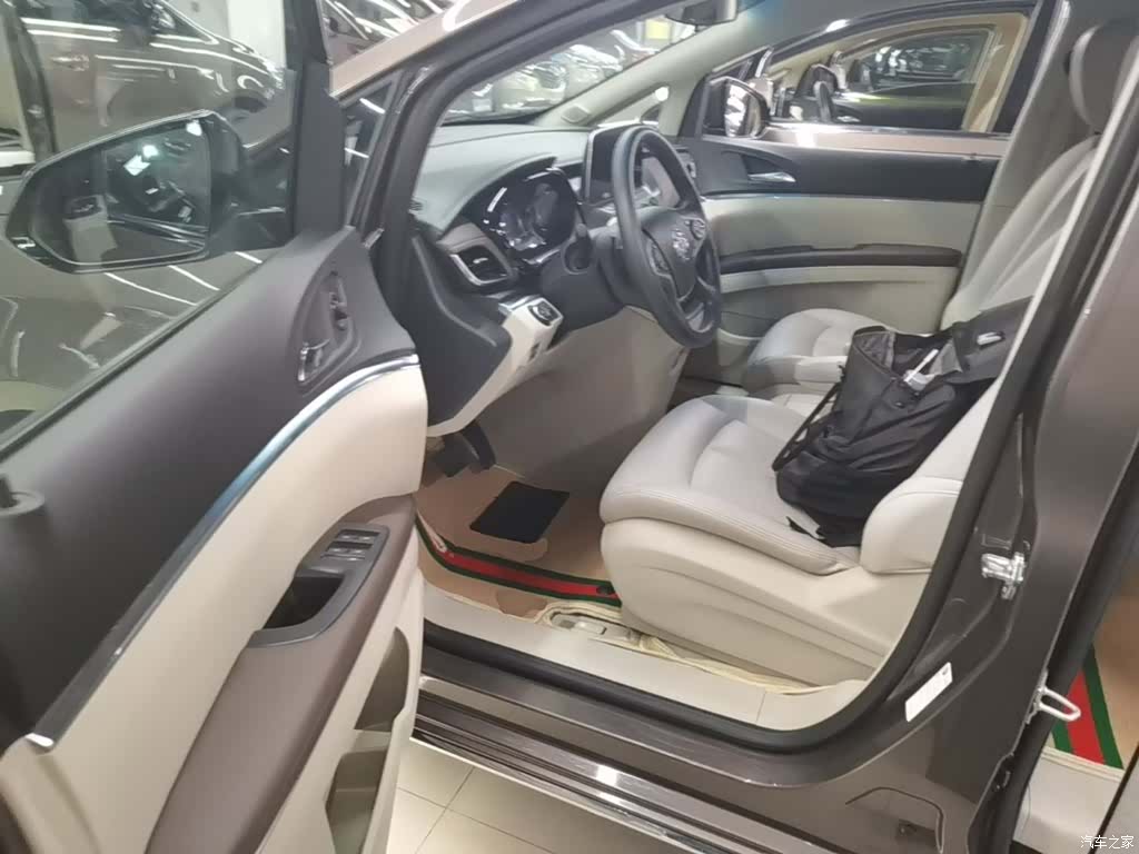 Buick GL8, 2024 16