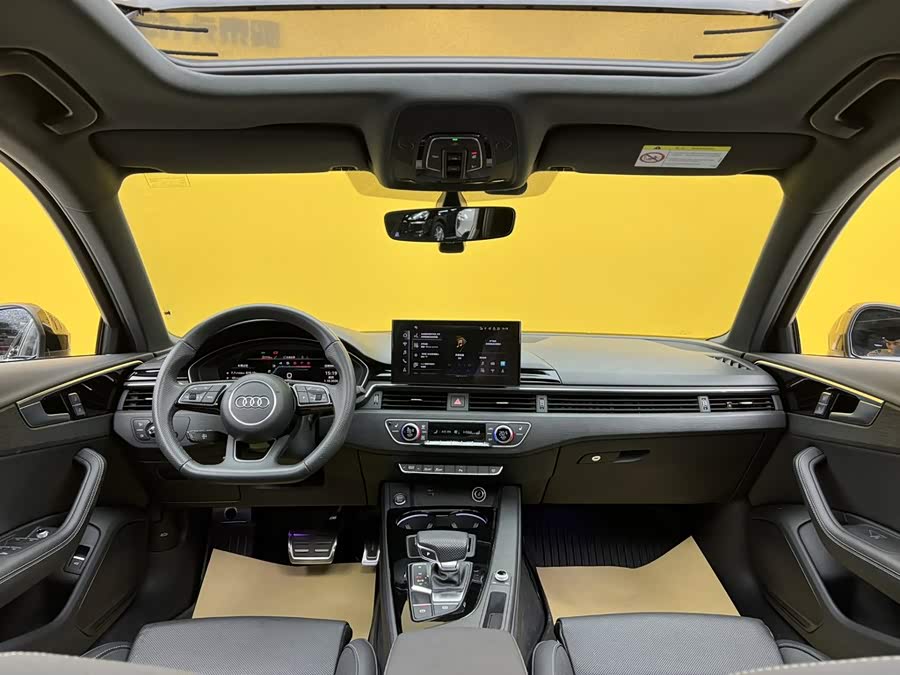 Audi A4L 2024, фото 38