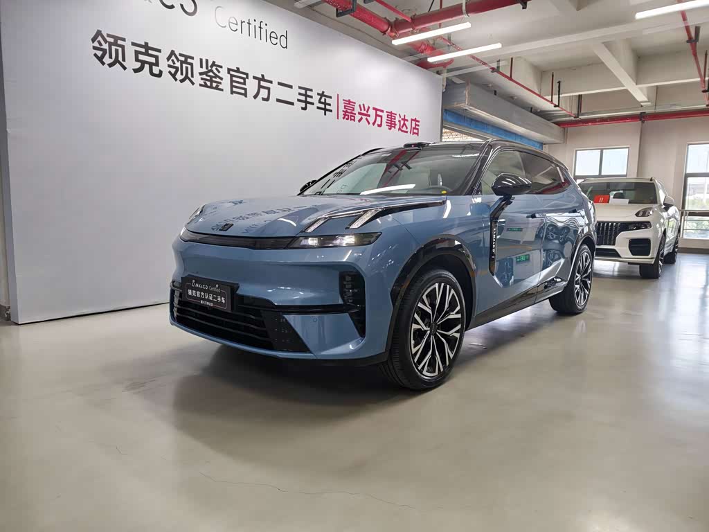 Lynk & Co 08 EM-P