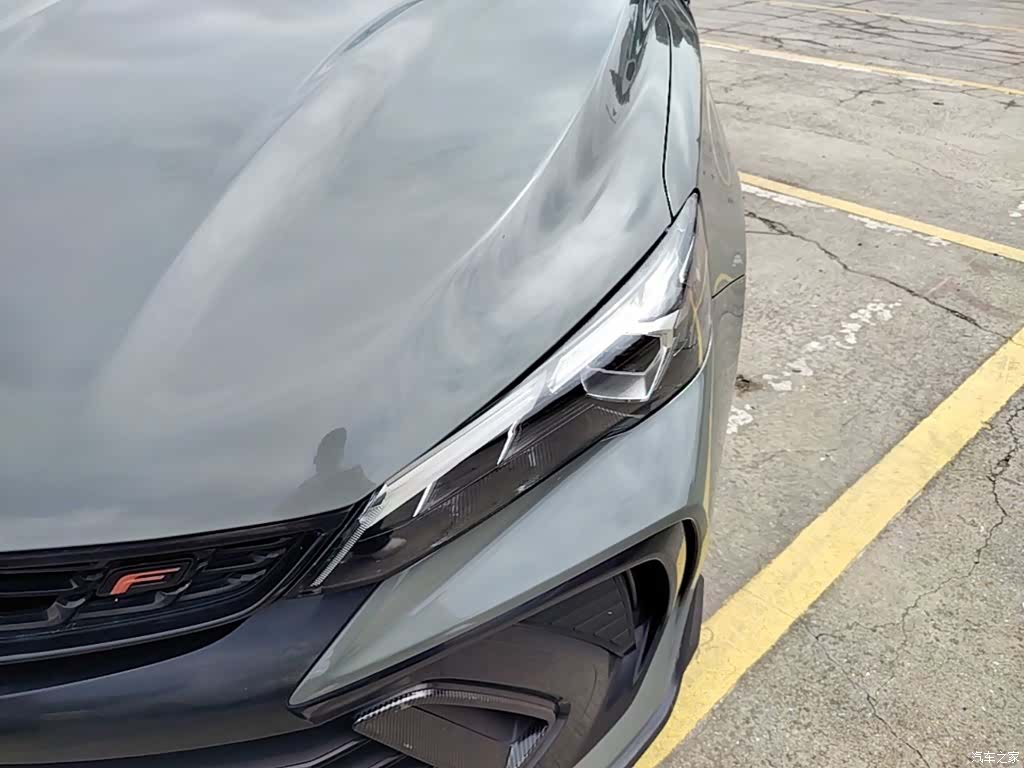 Geely Binray, 2022 15
