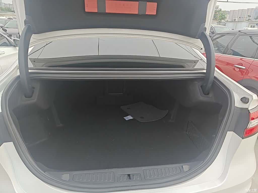 Ford Taurus, 2020 19