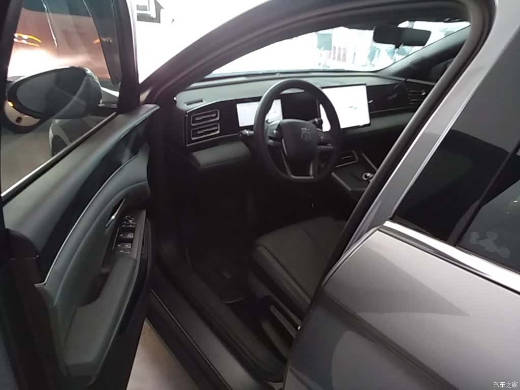 BYD Qin, 2025 15
