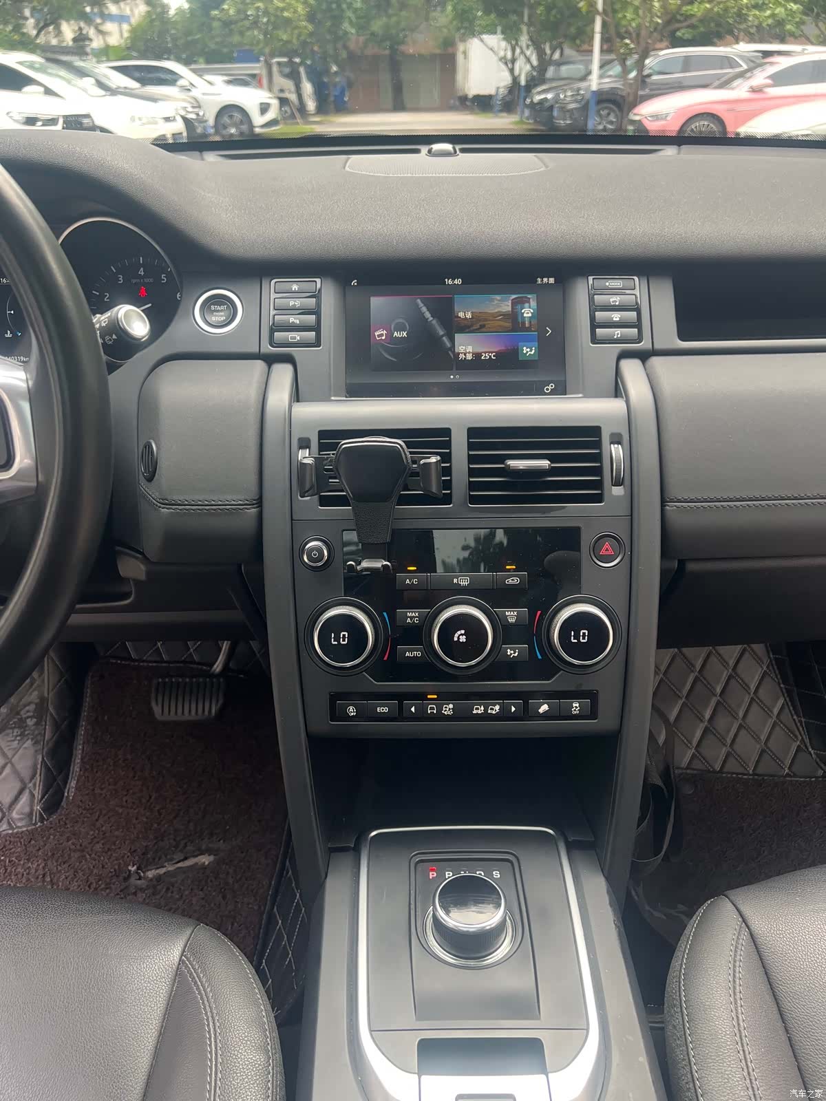 Land Rover Discovery, 2019 13