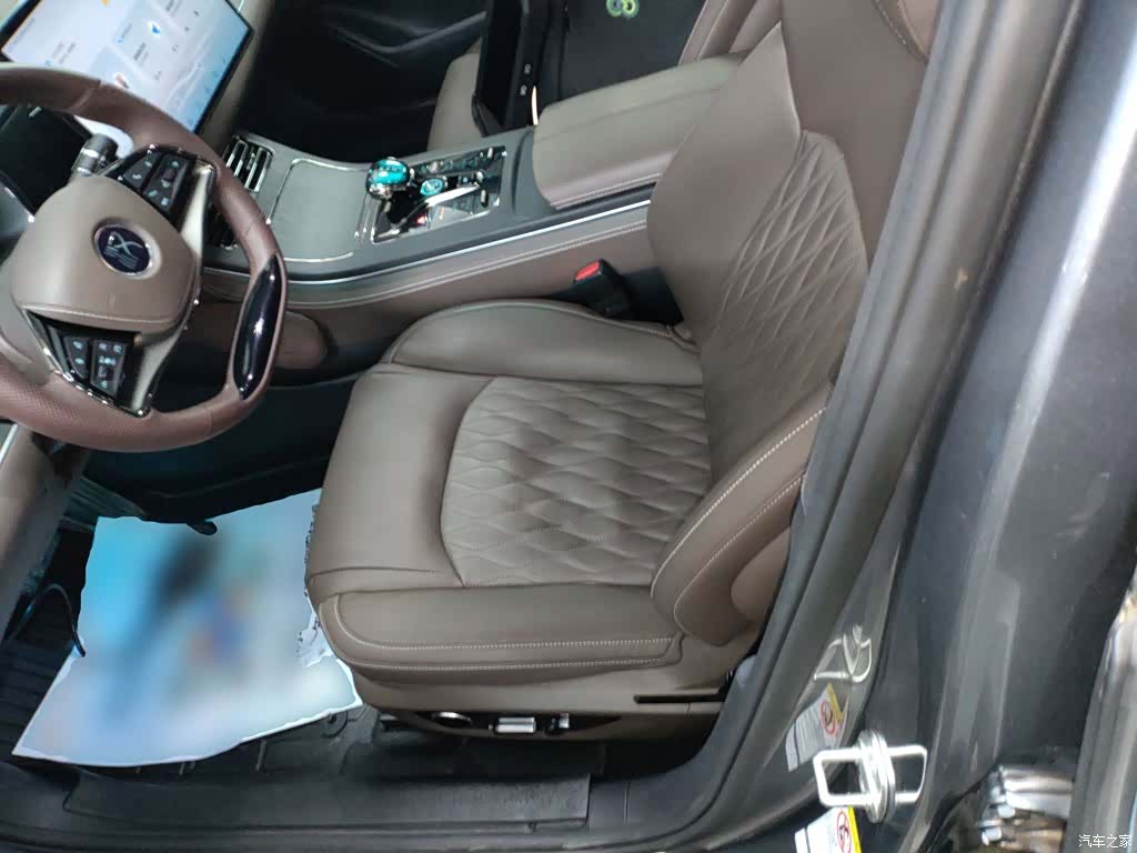 BYD Han, 2022 11