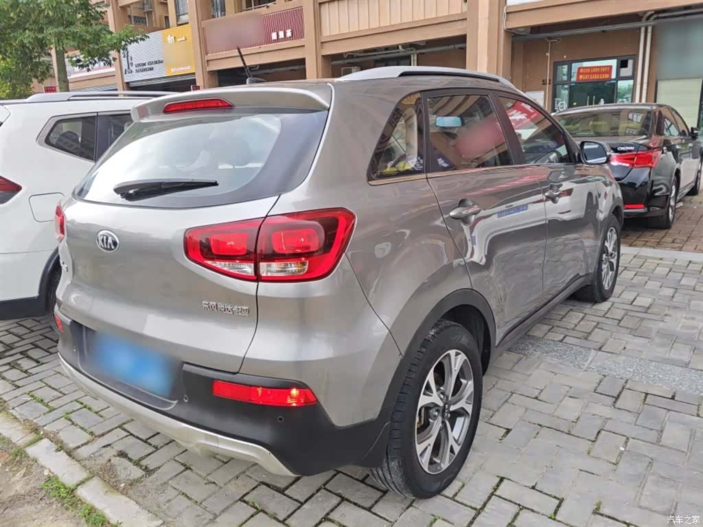 Kia KX3, 2016 7