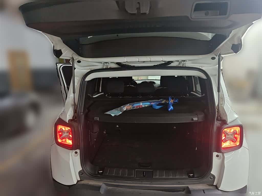 Jeep Renegade, 2017 10