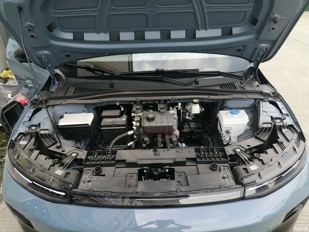 Leapmotor B01, 2025 20