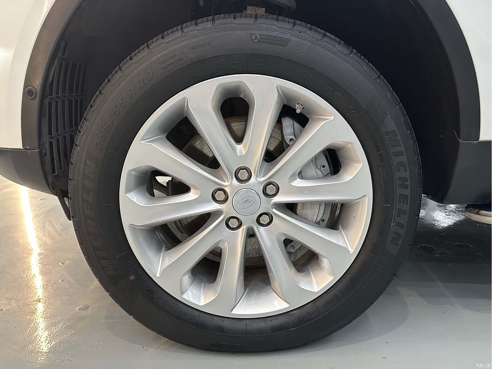 Land Rover Discovery, 2019 18