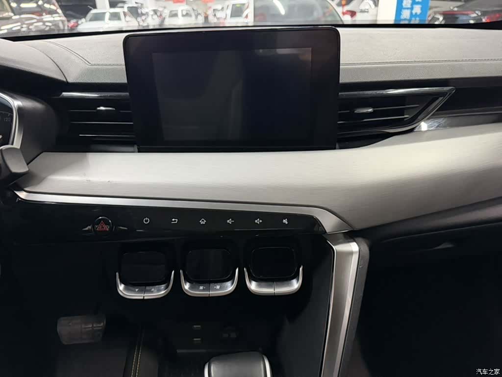 BAIC X3, 2022 7