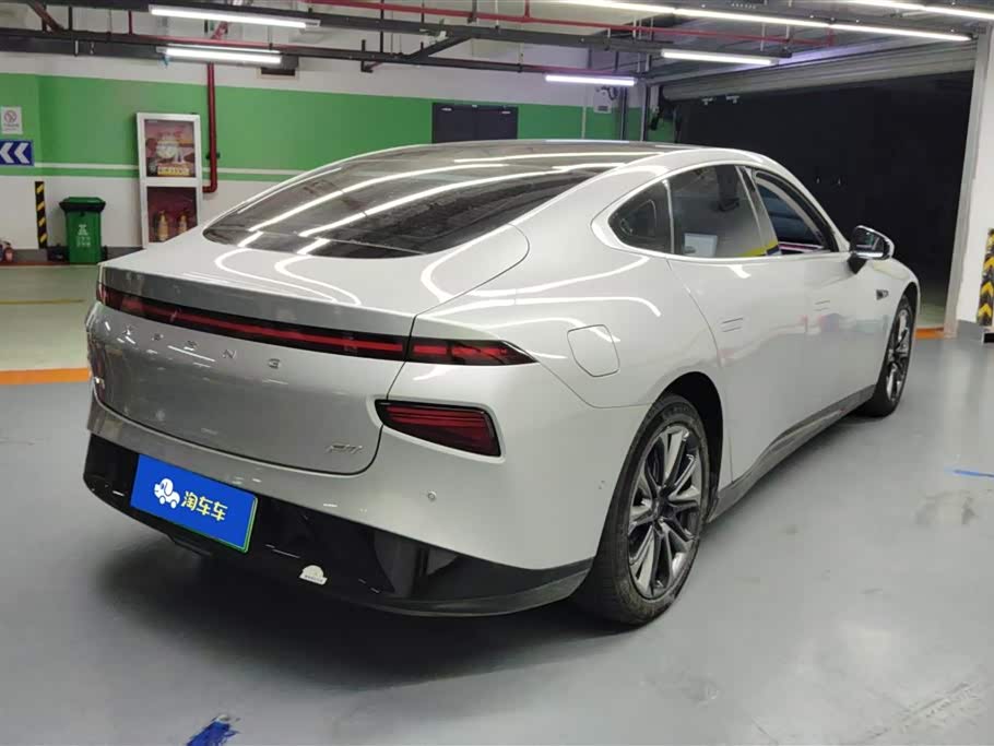 XPENG P7 XPENG P7