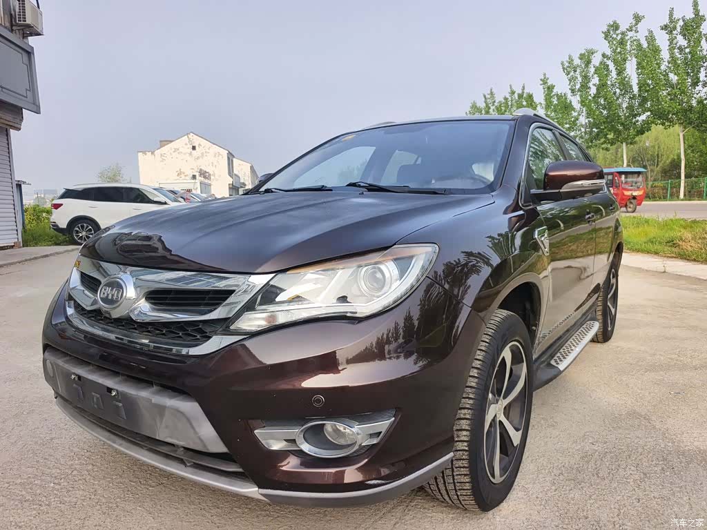 BYD S7, 2015 3