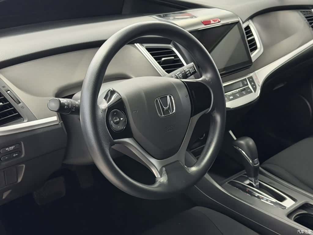 Honda Jade, 2018 25