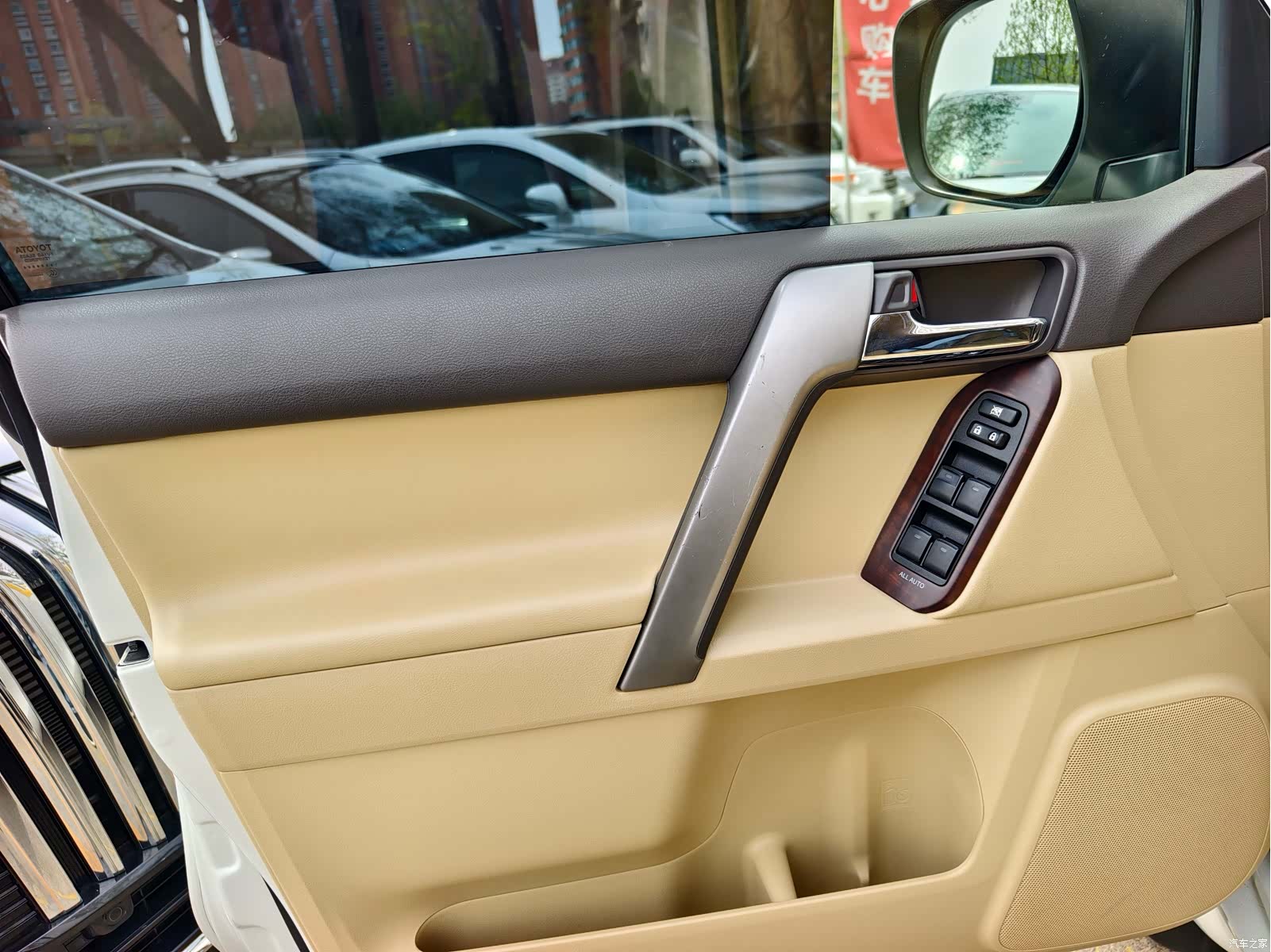 Toyota Prado, 2016 4