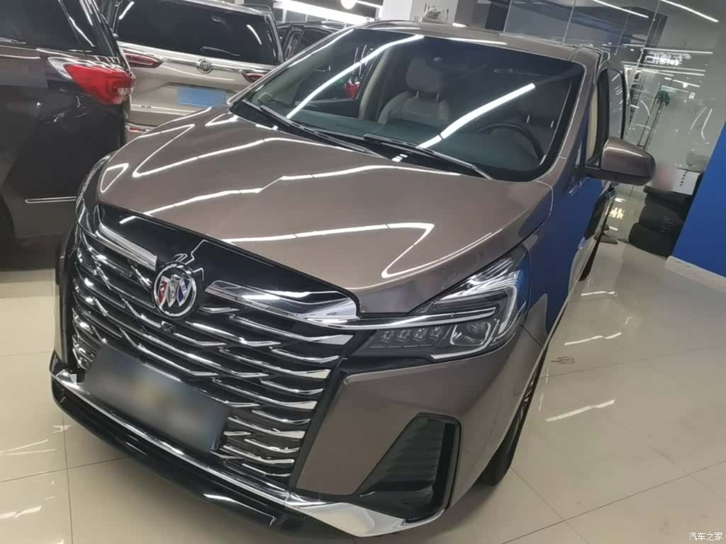Buick GL8, 2023 1