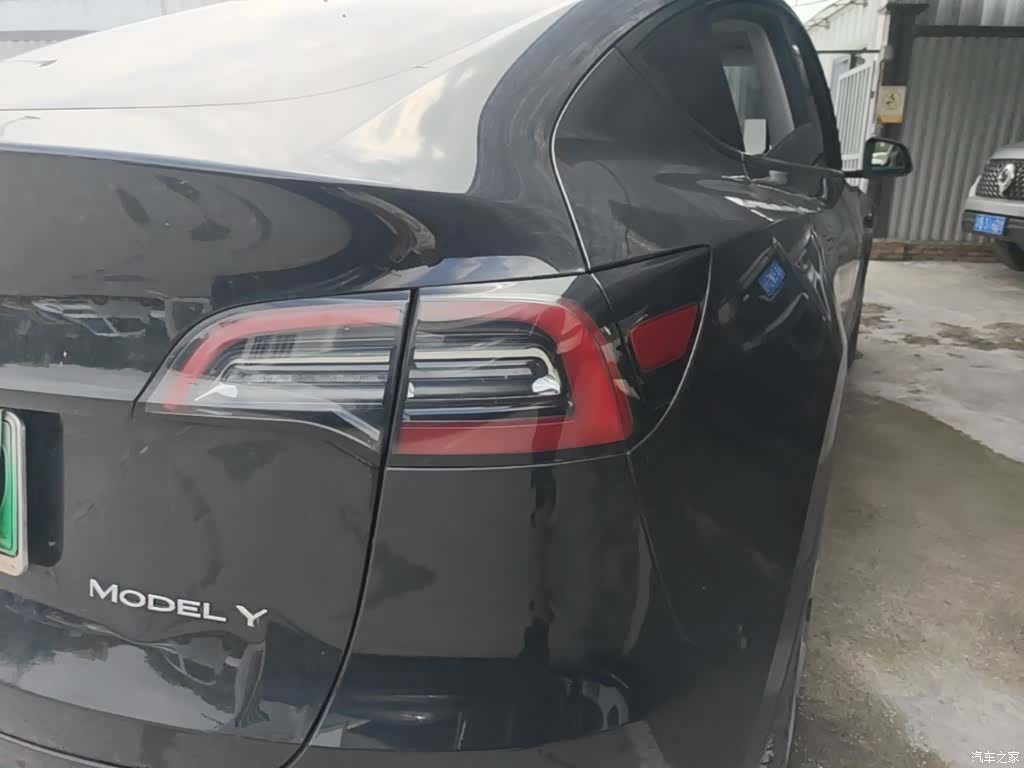 Tesla Model Y, 2022 8