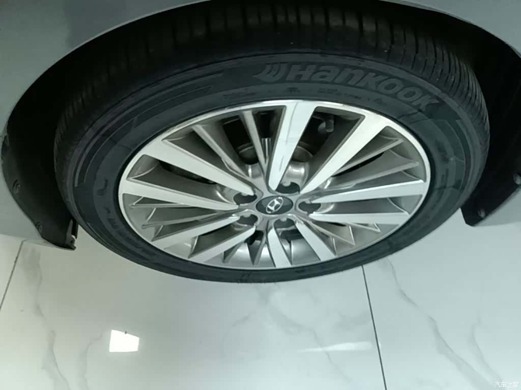 Hyundai GLS, 2018 23