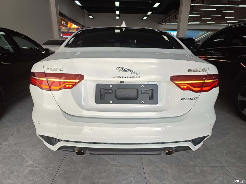 Land Rover XEL, 2024 22