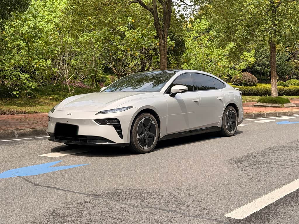 Dongfeng eπ007